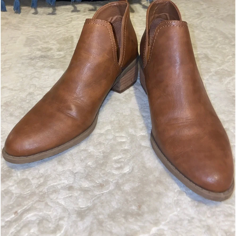 Booties - Picture 3 of 3